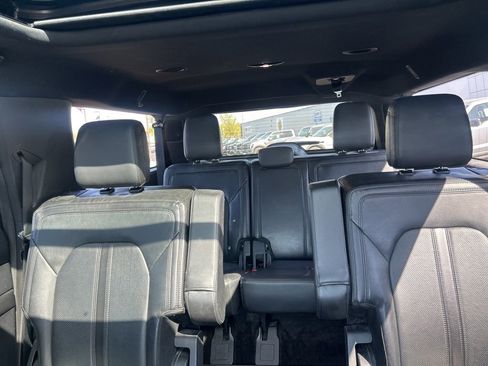 Used 2018 Ford Expedition Max Limited w/ Equipment Group 301A AWD/4WD image 9