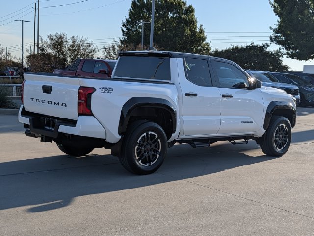 Used 2024 Toyota Tacoma TRD Sport AWD/4WD image 6