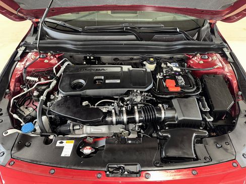 Used 2019 Honda Accord Touring image 34