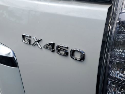 Used 2020 Lexus GX 460 Premium image 8