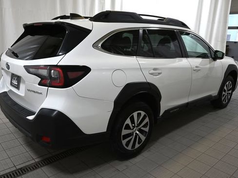 Used 2025 Subaru Outback Premium w/ Popular Package #1A AWD/4WD image 12
