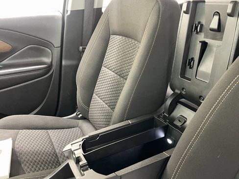 Certified 2018 GMC Terrain SLE w/ Driver Convenience Package image 31