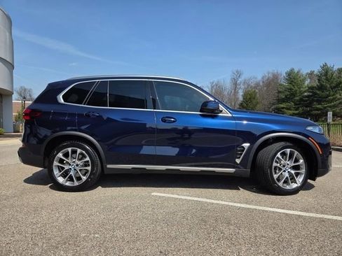 Used 2024 BMW X5 xDrive40i w/ Premium Package image 27