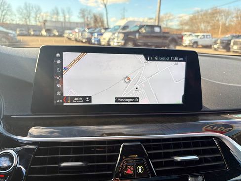 Used 2017 BMW 540i xDrive image 21