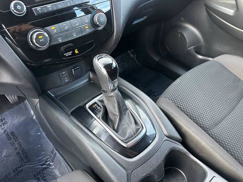 Used 2018 Nissan Rogue Sport S FWD image 44