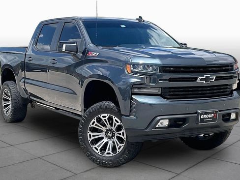 Used 2019 Chevrolet Silverado 1500 RST AWD/4WD image 3