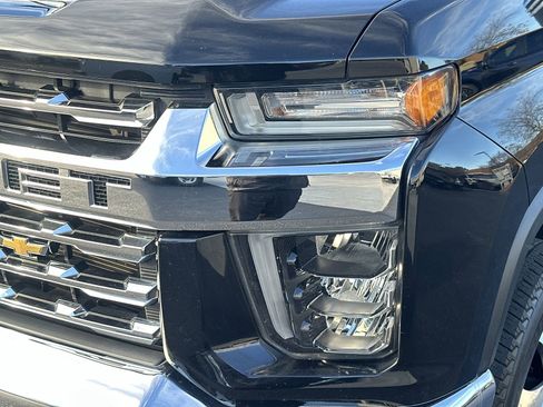 Used 2020 Chevrolet Silverado 3500 LTZ w/ LTZ Plus Package image 11