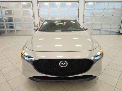 Used 2024 MAZDA MAZDA3 s FWD image 8