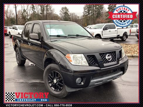 Used 2016 Nissan Frontier SV image 1