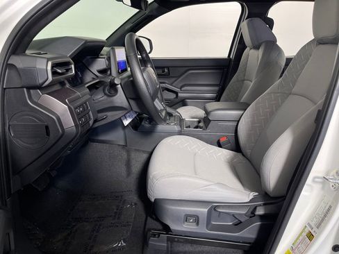 New 2026 Toyota Tacoma SR5 image 12