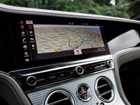 Used 2024 Bentley Continental GT S image 12