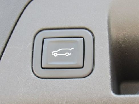 Used 2023 Buick Envision Avenir FWD image 7