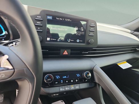 New 2026 Hyundai Elantra Sport FWD image 12