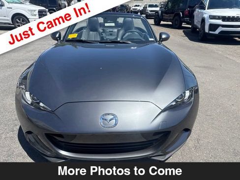 Used 2025 MAZDA MX-5 Miata Grand Touring w/ Weather Package RWD image 9