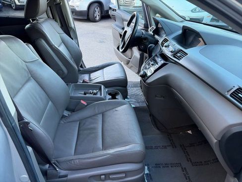 Used 2012 Honda Odyssey EX-L image 16