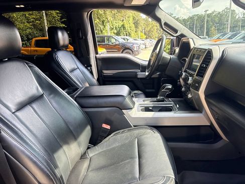 Used 2020 Ford F150 Lariat w/ Equipment Group 502A Luxury AWD/4WD image 30