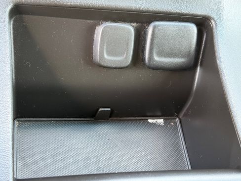 Used 2020 Chevrolet Tahoe LS RWD image 28