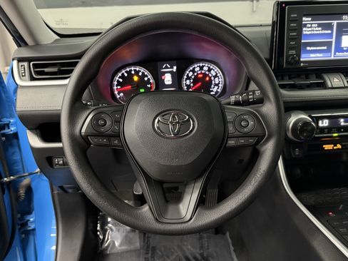 Used 2021 Toyota RAV4 XLE image 22