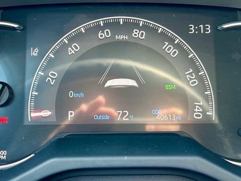 Certified 2025 Toyota RAV4 XLE FWD image 19
