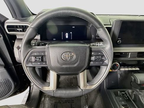 Certified 2025 Toyota 4Runner TRD Off-Road AWD/4WD image 13