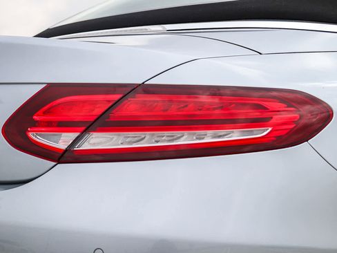 Used 2023 Mercedes-Benz C 300 Cabriolet image 10