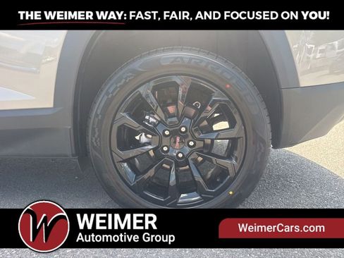 Used 2026 GMC Terrain Elevation w/ Black Edition AWD/4WD image 12
