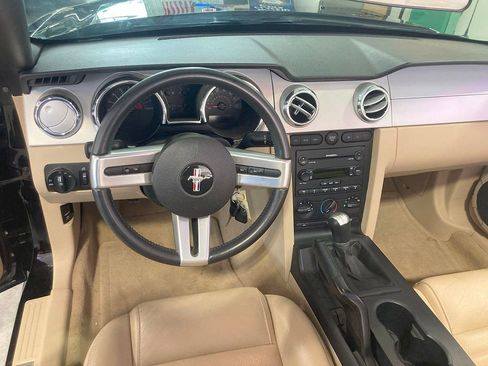 Used 2006 Ford Mustang GT image 44