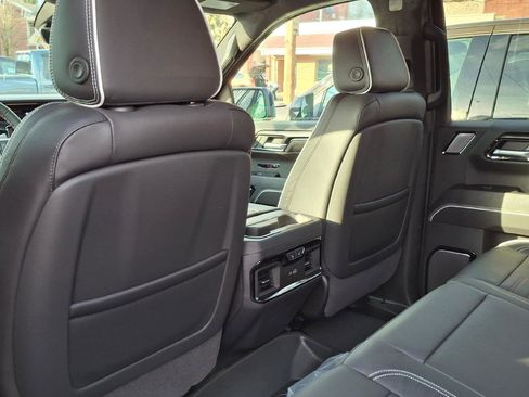 New 2026 GMC Sierra 1500 AT4X AWD/4WD image 9