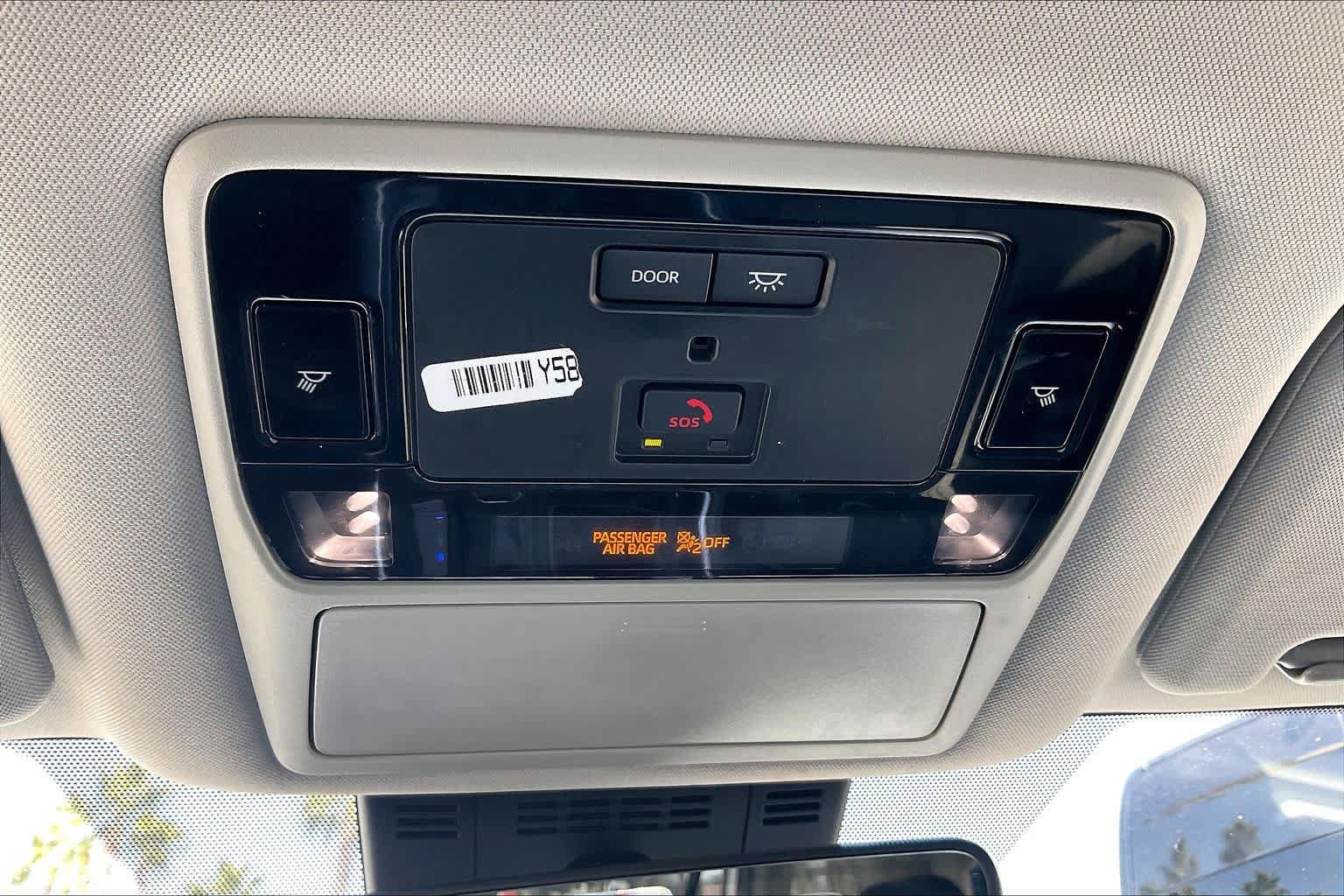 Used 2024 Toyota Grand Highlander FWD image 31