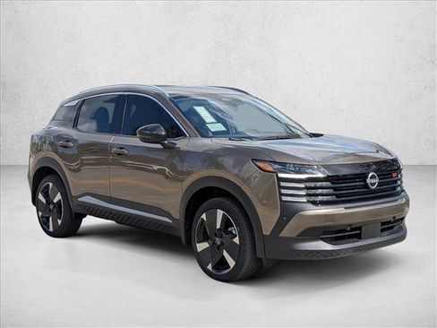 New 2026 Nissan Kicks SR image 7