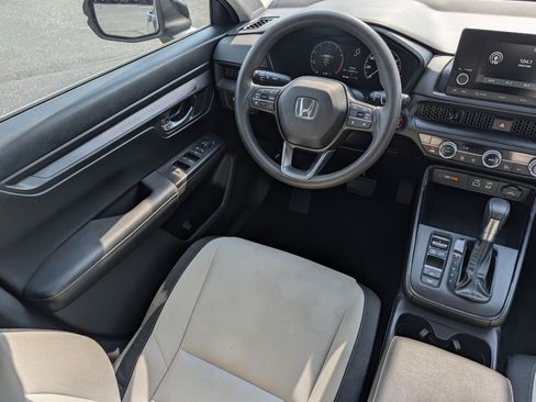 Used 2024 Honda CR-V EX image 9