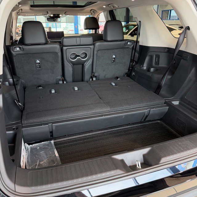 New 2026 Honda Pilot Touring image 14