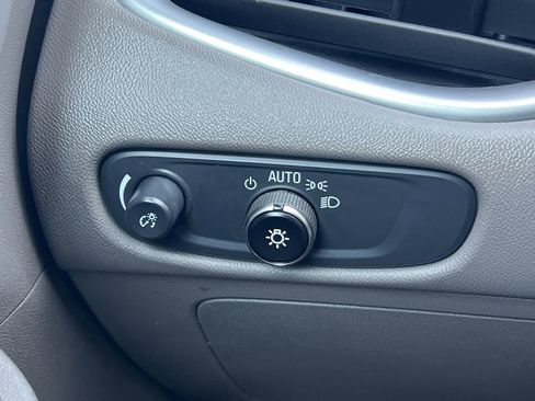 Used 2024 Chevrolet Malibu LT image 12