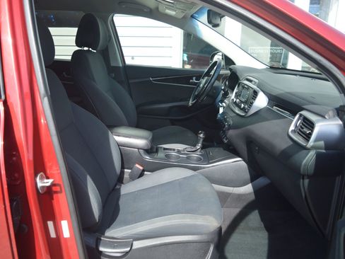 Used 2016 Kia Sorento LX w/ LX Convenience Package image 28
