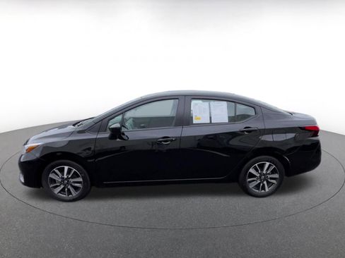 Used 2025 Nissan Versa SV FWD image 8