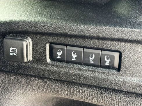 Used 2021 Jeep Grand Cherokee L Overland w/ Luxury Tech Group IV image 14