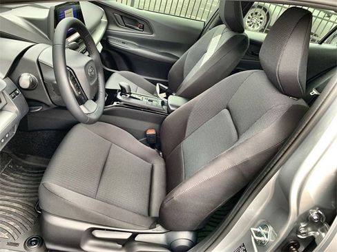 New 2026 Toyota Prius LE image 18