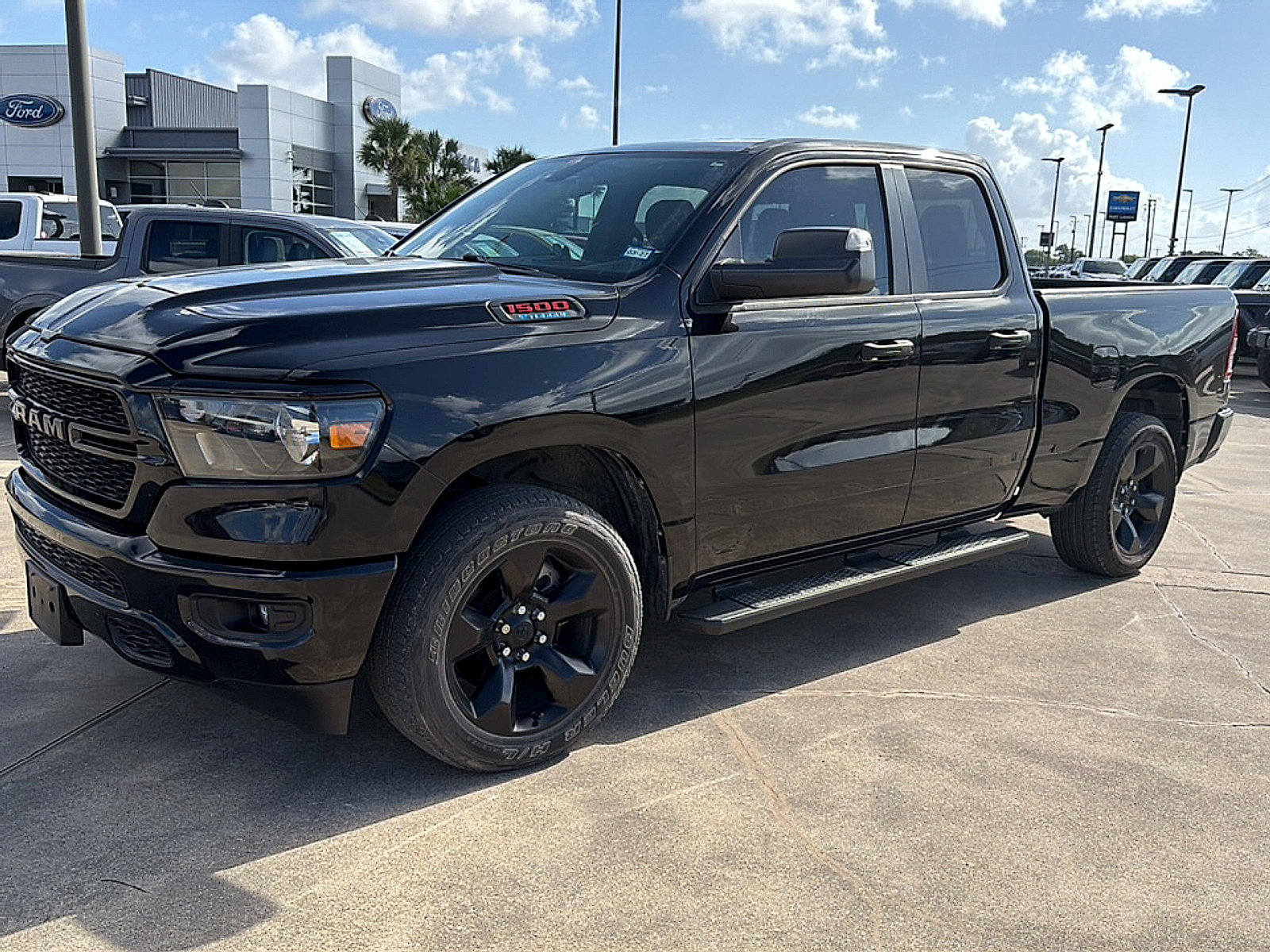 Used 2024 RAM 1500 Tradesman w/ Trailer Tow Group RWD image 2