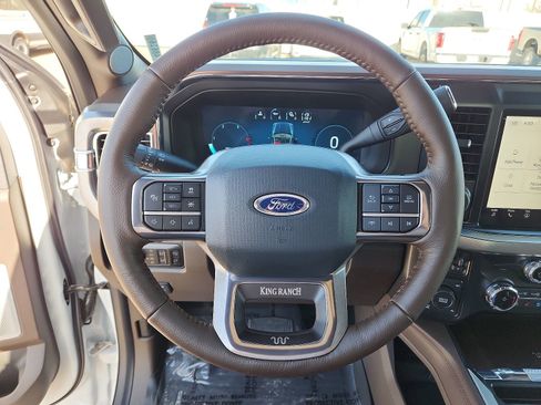 New 2025 Ford F250 King Ranch w/ Chrome Package AWD/4WD image 17