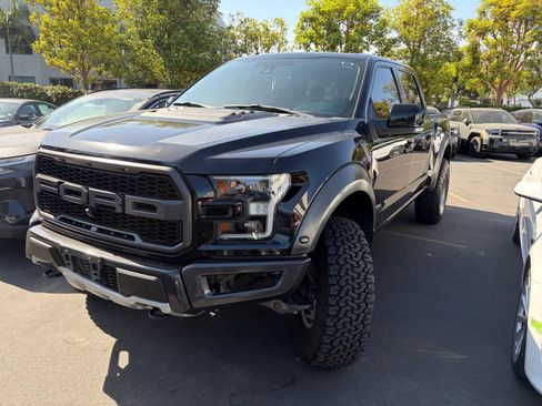 Used 2017 Ford F150 Raptor w/ Equipment Group 802A Luxury AWD/4WD image 1