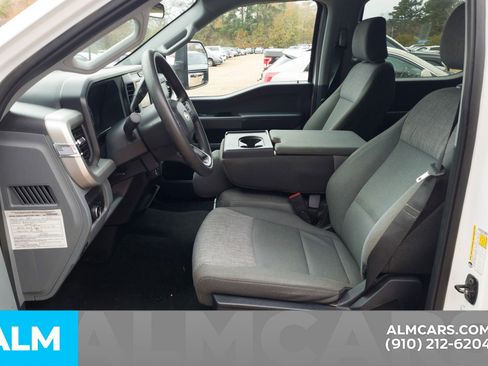 Used 2025 Ford F350 XLT image 7