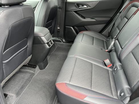 New 2026 Chevrolet Equinox RS w/ Convenience Package III image 18