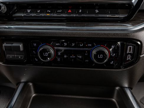 Used 2024 Chevrolet Silverado 2500 LTZ w/ LTZ Plus Package image 27