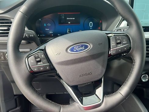 New 2025 Ford Escape Plug-in Hybrid w/ PHEV Premium Package image 16