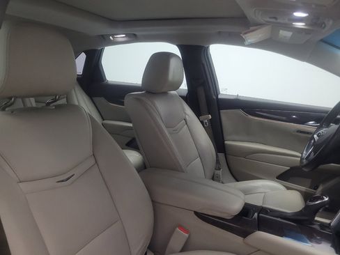 Used 2016 Cadillac XTS Luxury w/ Driver Awareness Package FWD image 21