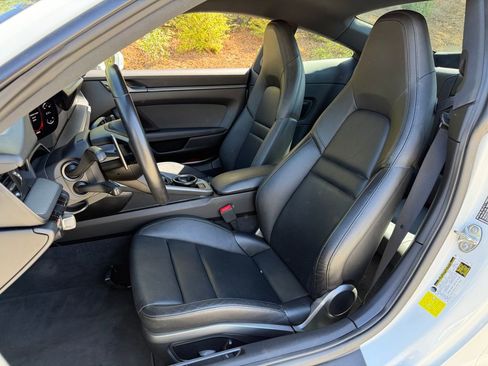 Used 2020 Porsche 911 Carrera image 15