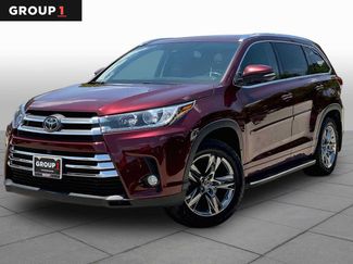 Used 2018 Toyota Highlander Limited Platinum AWD/4WD video 1
