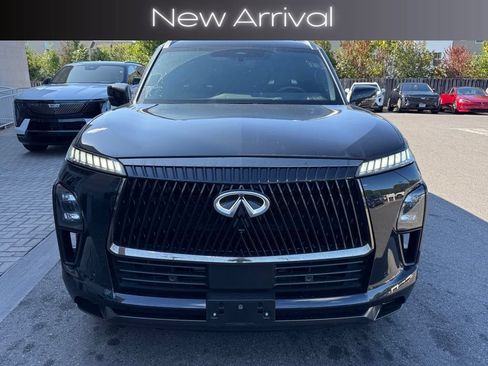Used 2025 INFINITI QX80 Autograph AWD/4WD image 3