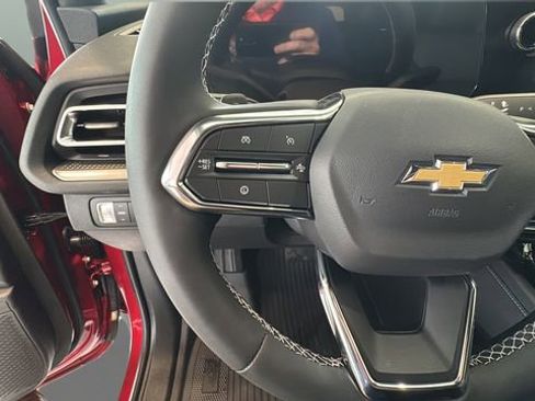 New 2026 Chevrolet Traverse LT w/ Sun and Wheel Package FWD image 16
