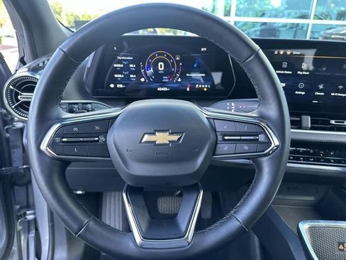 Used 2025 Chevrolet Equinox LT w/ Convenience Package II FWD image 27